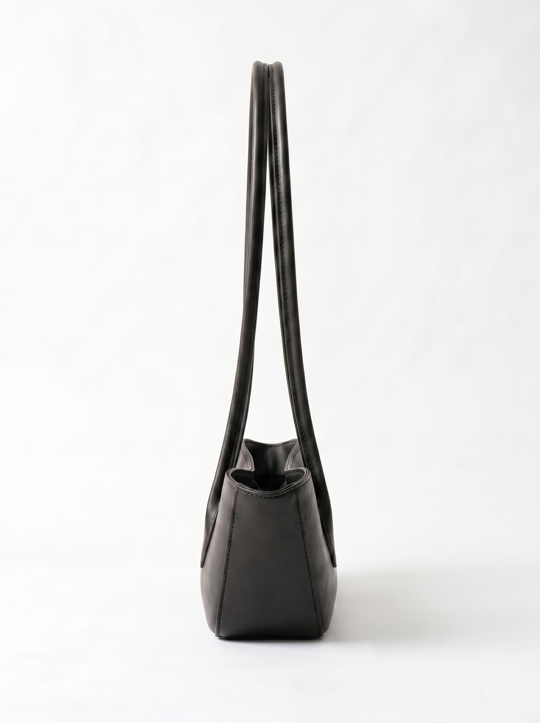 Black Boat Shoulder Bag