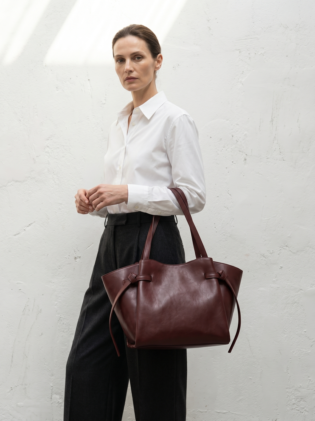 Burgundy Freeform tote bag