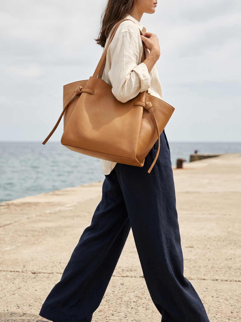Havan Freeform tote bag