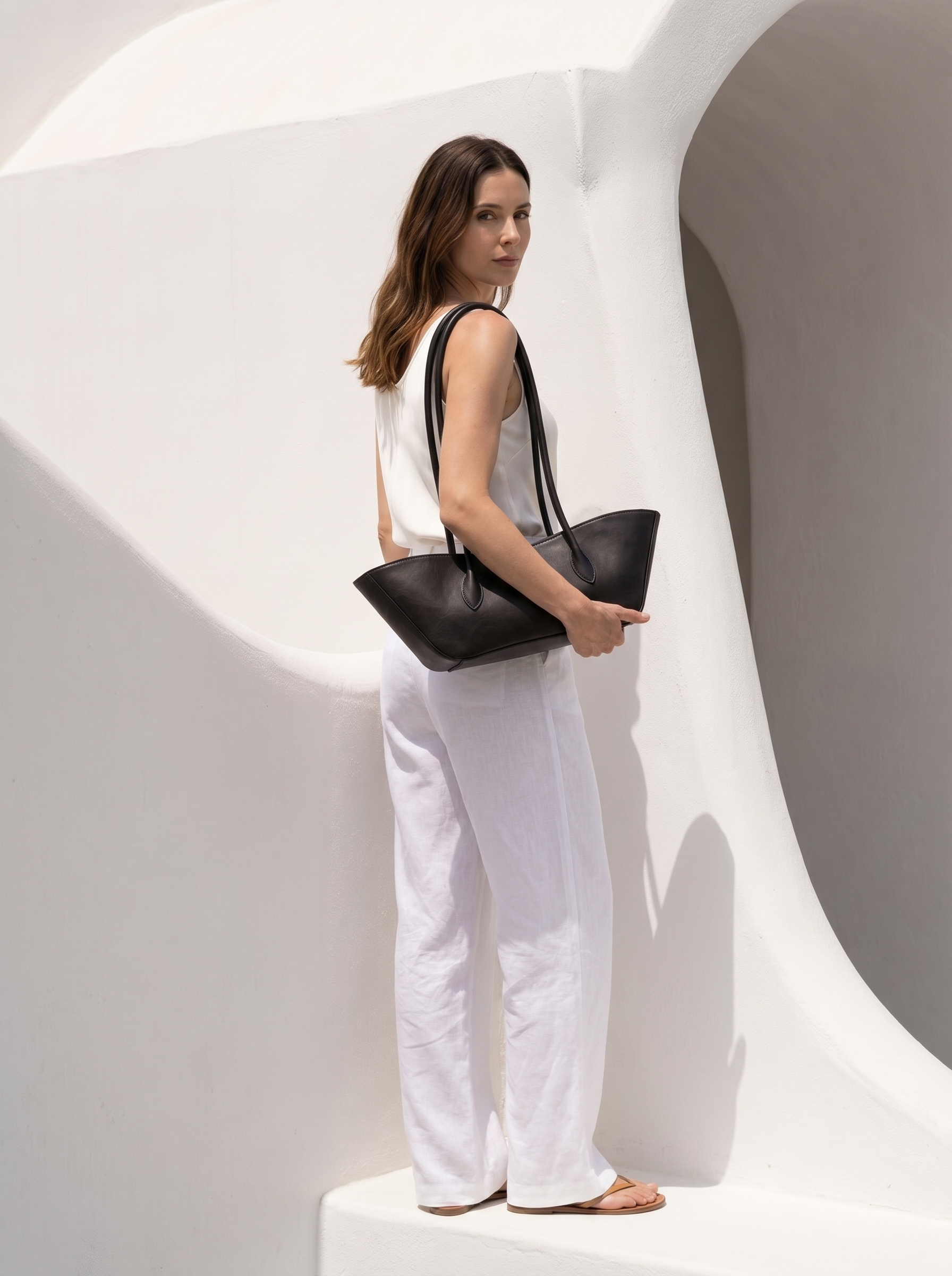 Black Boat Shoulder Bag